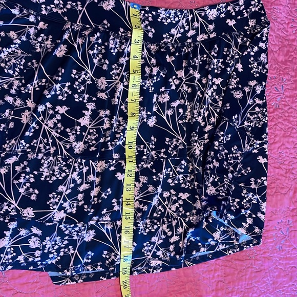 LANE BRYANT LIVI SPORT SKIRT WITH SHORTS SIZE 22/24 - Picture 7 of 10